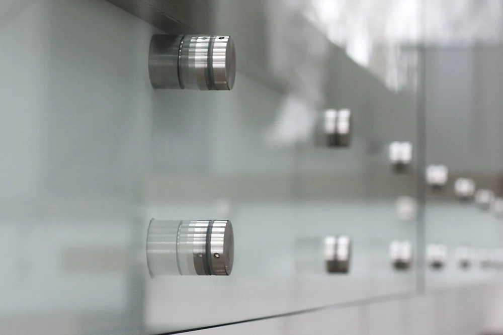 Glass GR-43