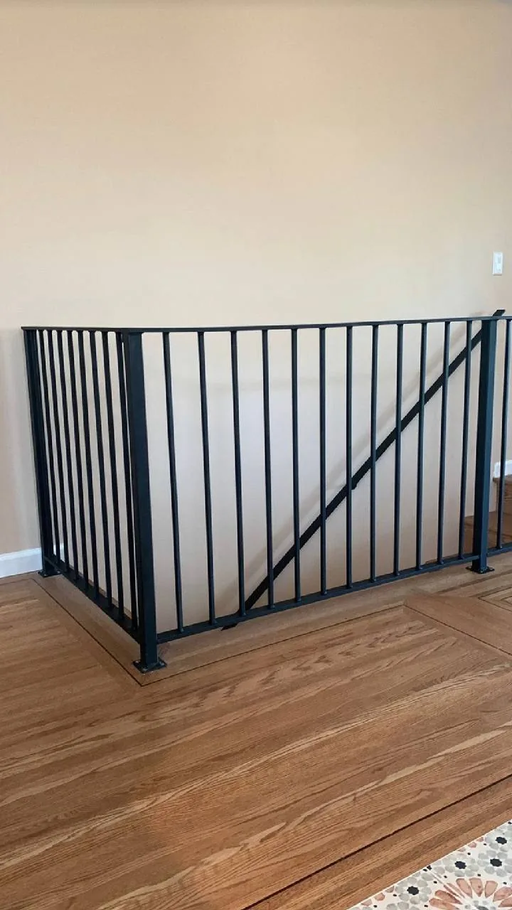 Interior Railing IR-06