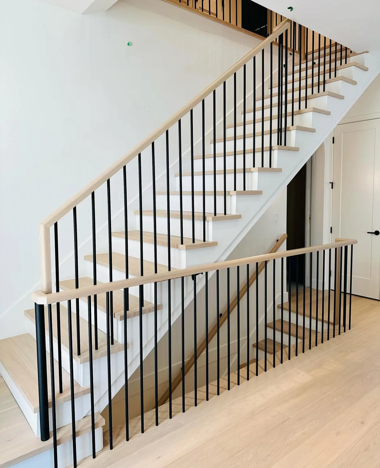 Interior Railing IR-16